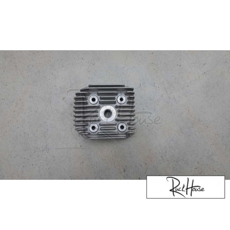 cylinder head for black trophy vertical ky00088